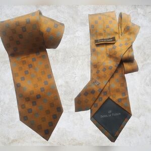 Daniel De Fasson 100% Silk Necktie EUC